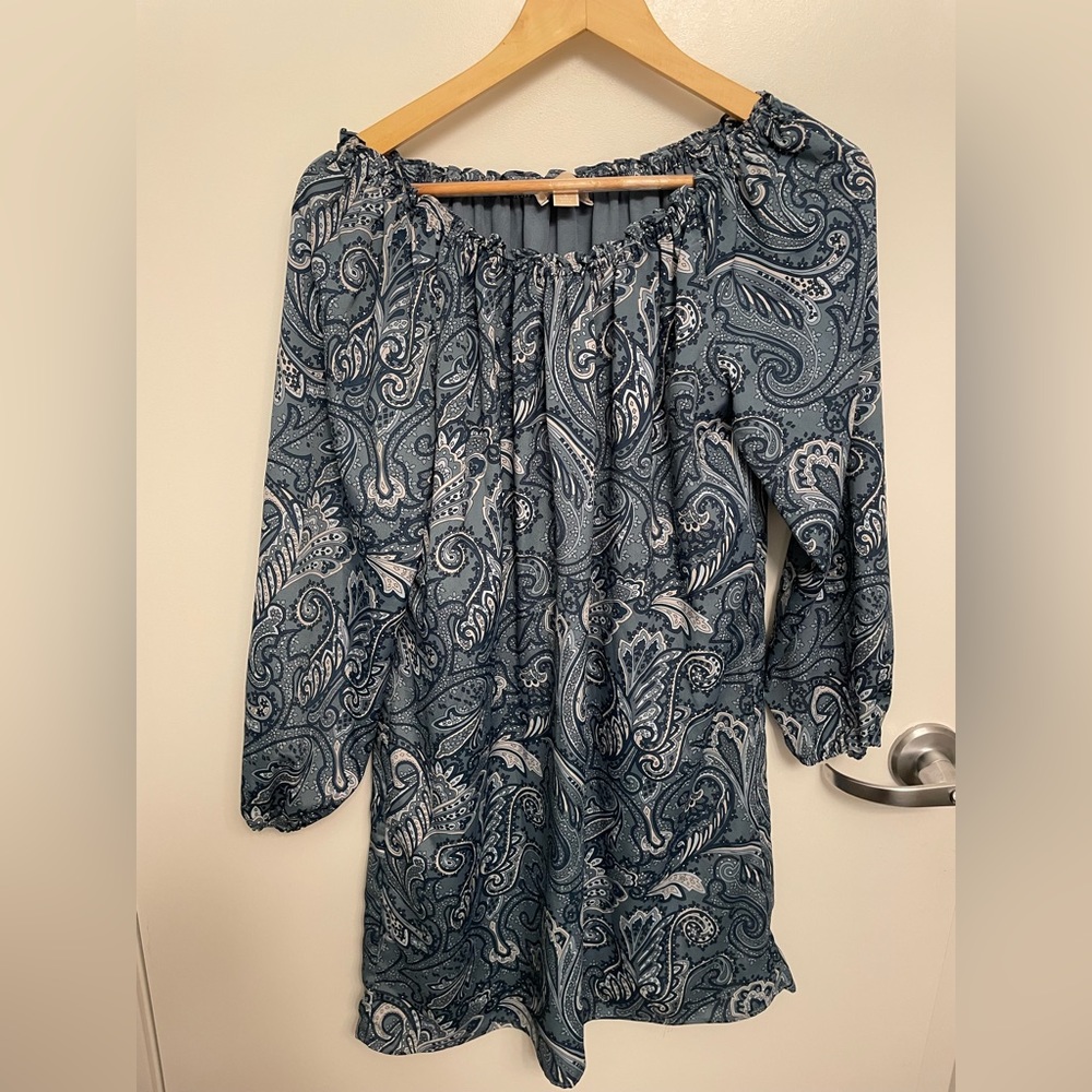 Michael Koors blue printed dress. Long sleeve dress